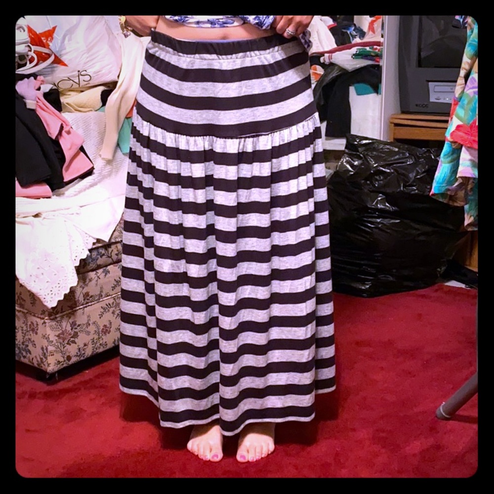 grey and black striped skirt! nwot